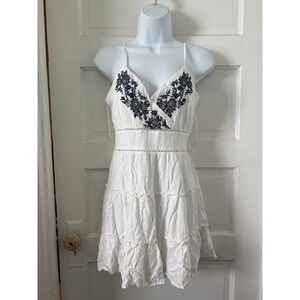 White Tiered Boho Strap Summer Mini Dress with embroidered flowers‎ - Large